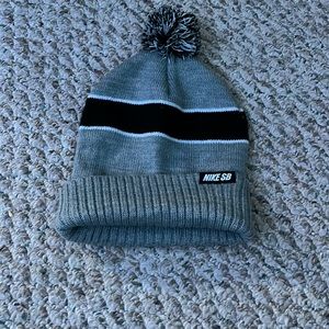 Nike sb beanie